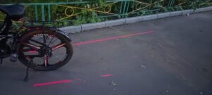 Велосипедный фонарь задний с лазером